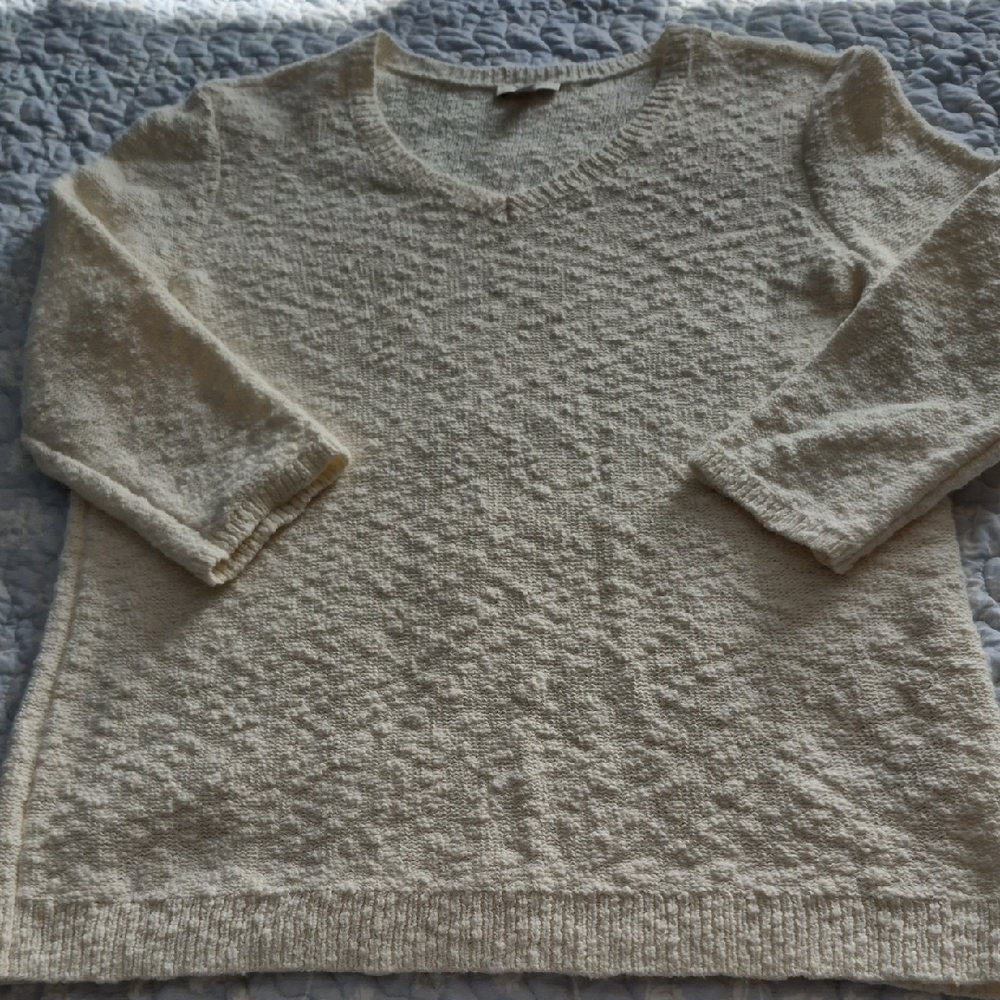 Talbots Cream Textured 3/4 Sleeve V-Neck Sweater